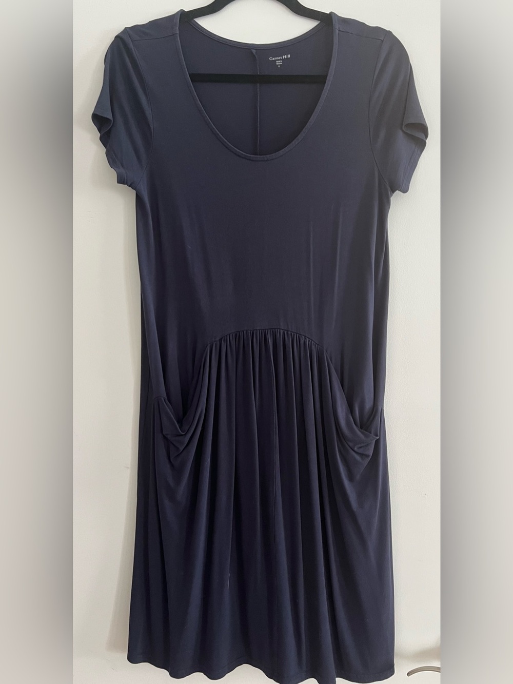 Garnet Hill Navy Scoop-Neck Short Sleeve Tunic Dress with Pockets